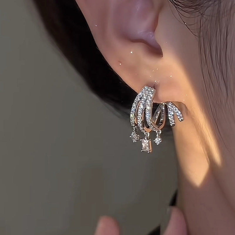 Classic Earring with Timeless Appeal