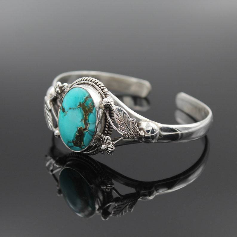 Stunning Bracelet for Daily Wear
