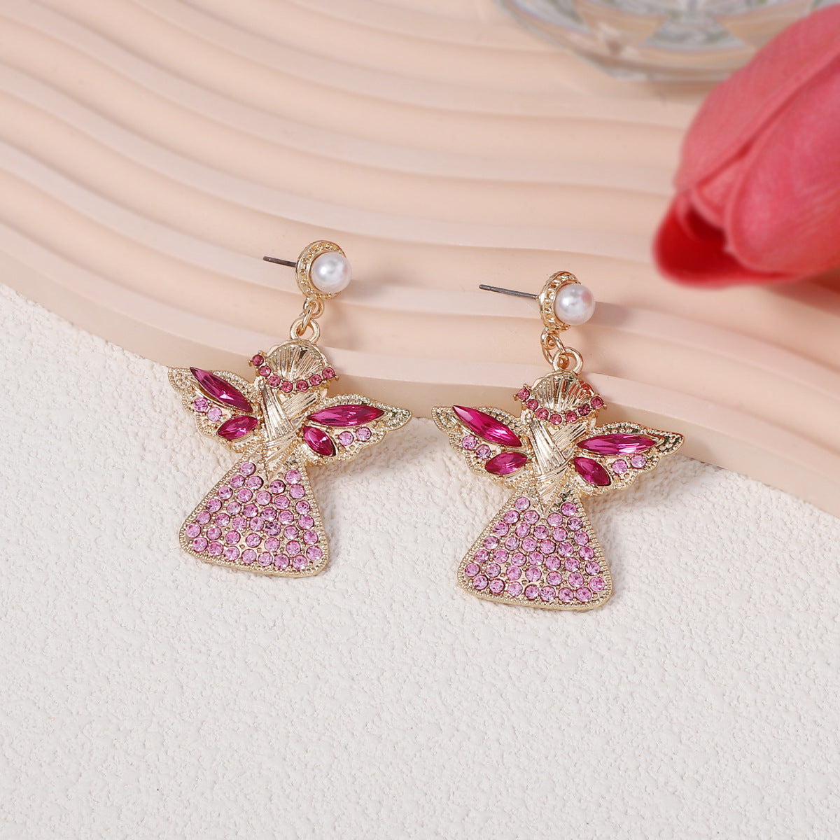 Classic Pearl Earring with Timeless Appeal