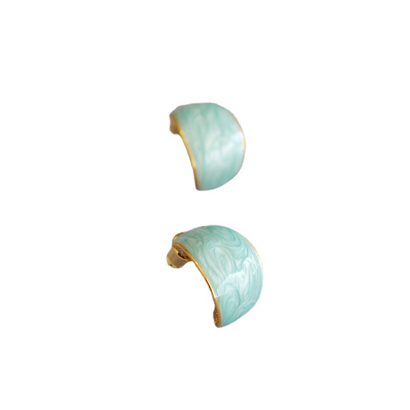 Classic Silver Earring with Timeless Appeal