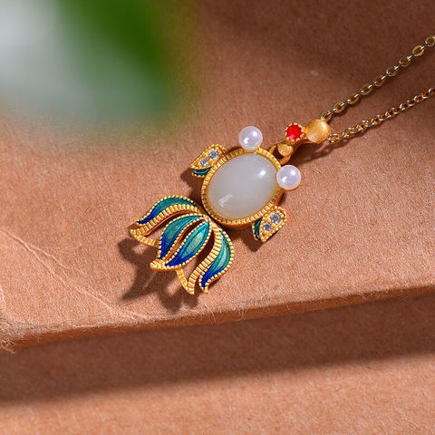 Elegant Gold Necklace for Every Occasion