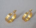 Classic Gold Earring with Timeless Appeal