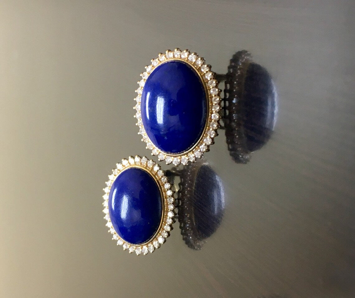 Classic Earring with Timeless Appeal