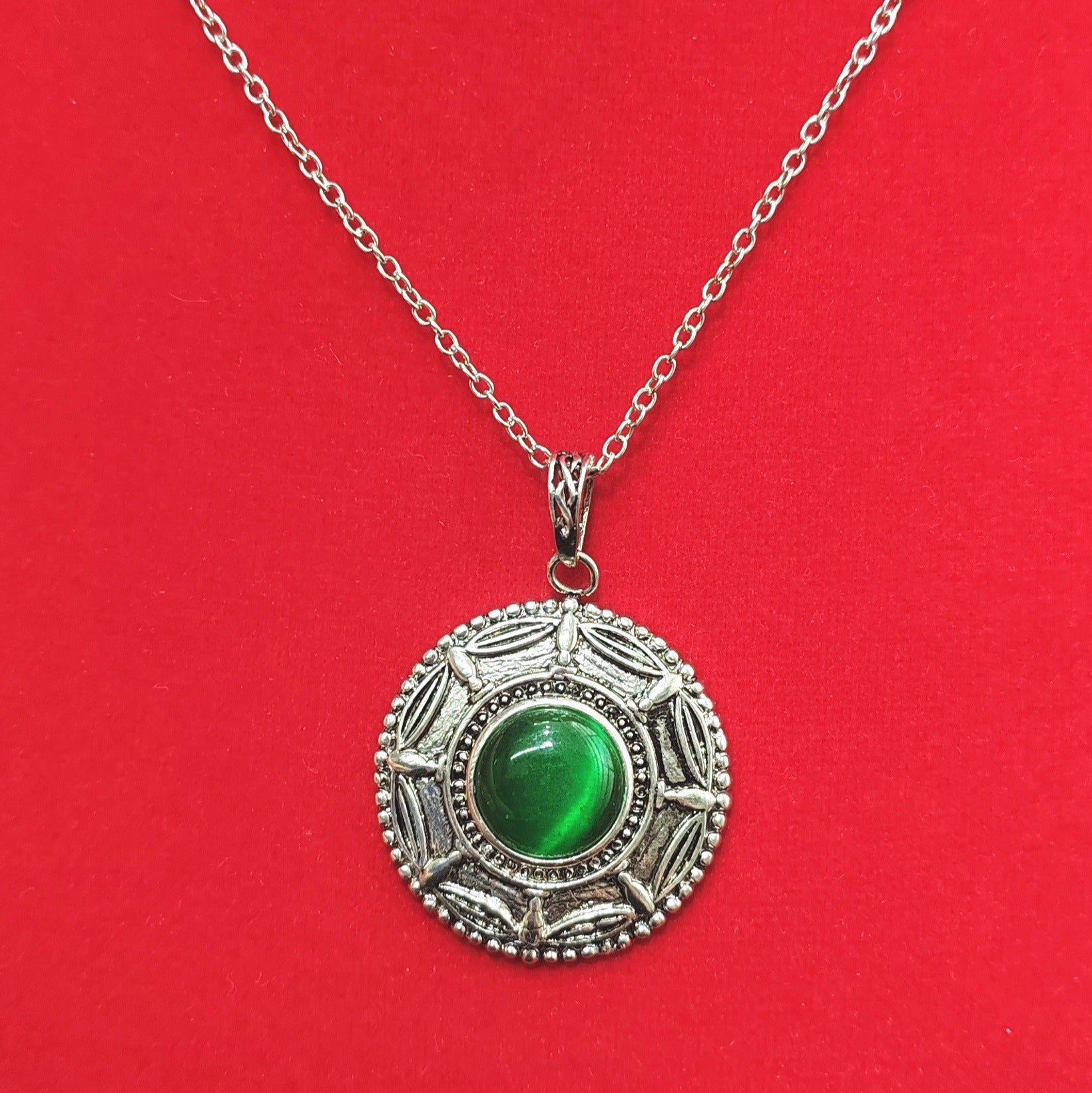 Charming Necklace for Any Occasion