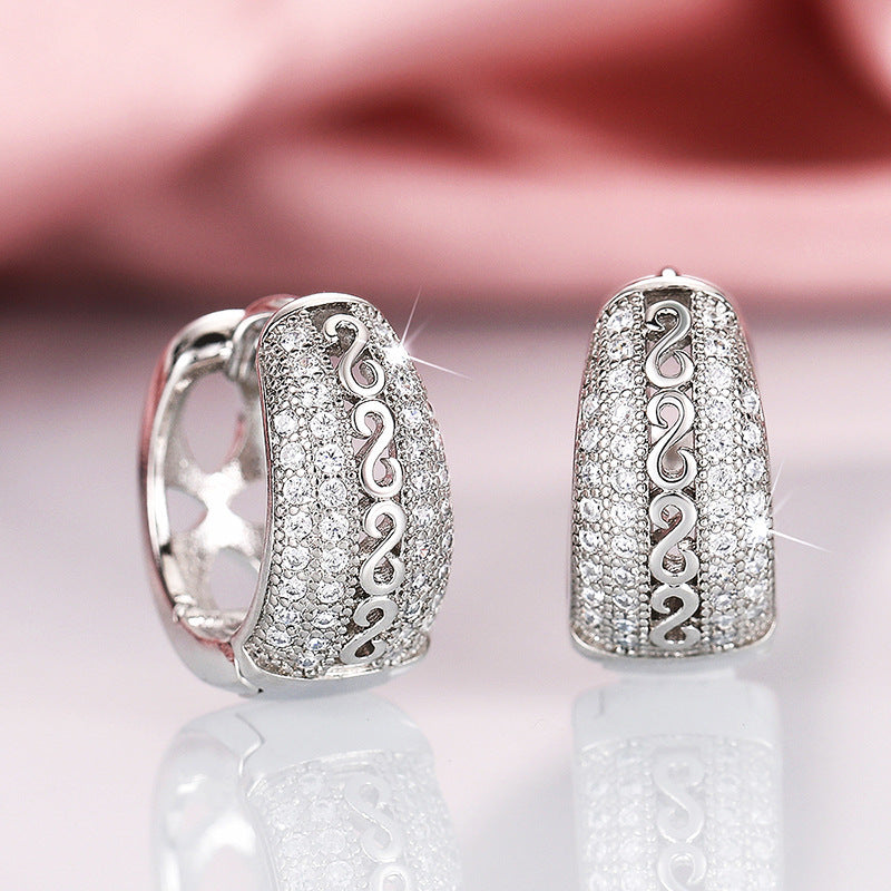 Beautiful Earring with Unique Style