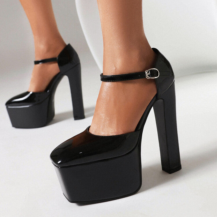 Beautifully Crafted Orthopedic Sandals