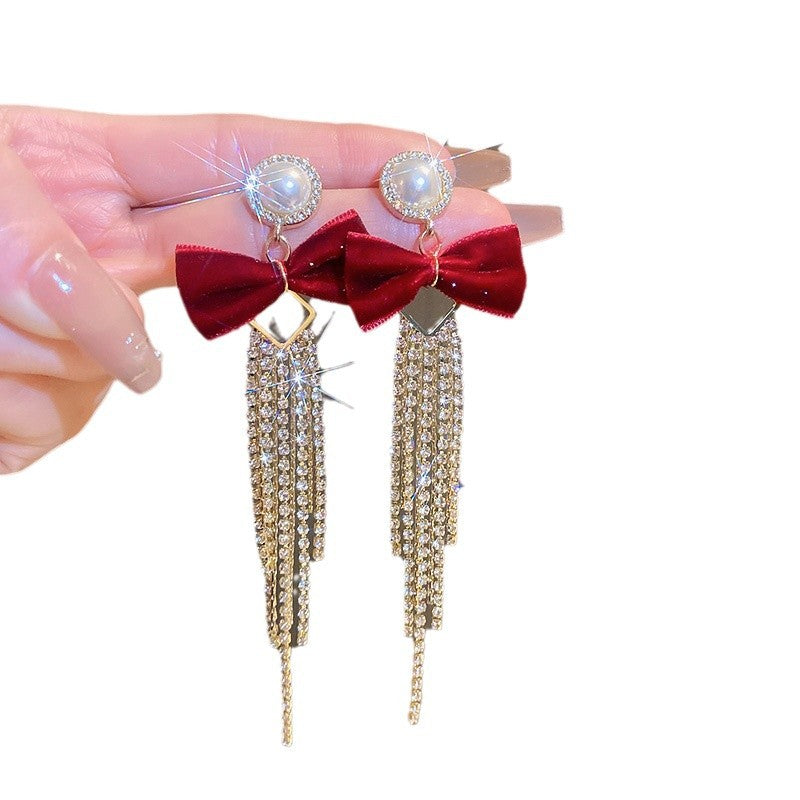 Classic Pearl Earring with Timeless Appeal