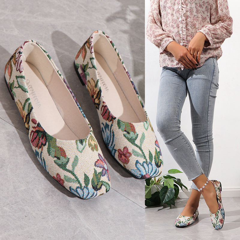 Chic Orthopedic Shoes with Unique Design
