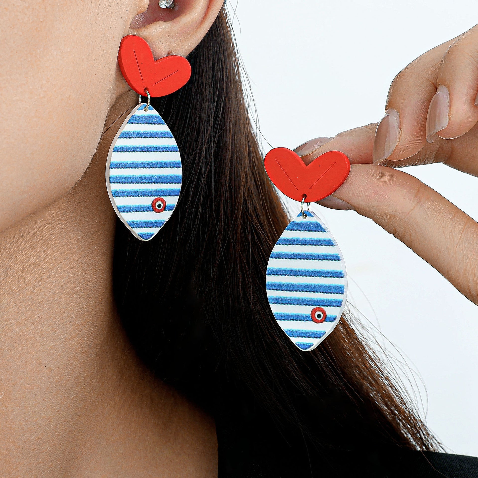 Charming Piece for Any Occasion