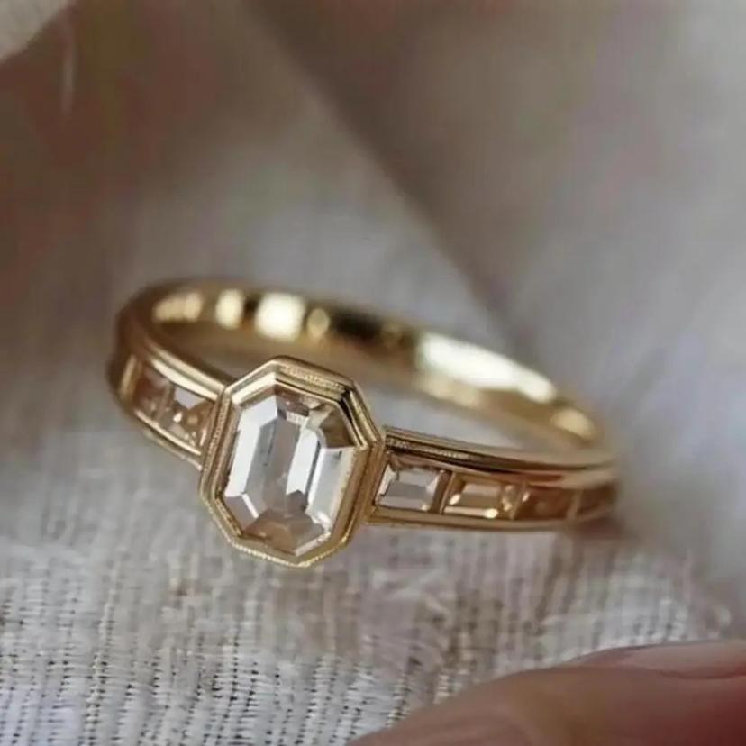 Romantic Gold Set for Special Moments
