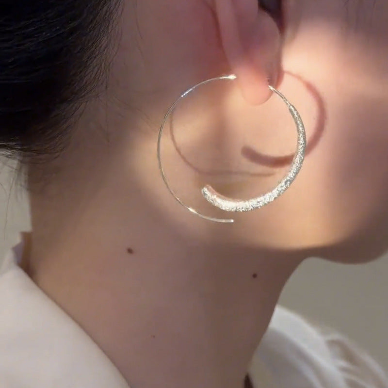 Classic Earring with Timeless Appeal