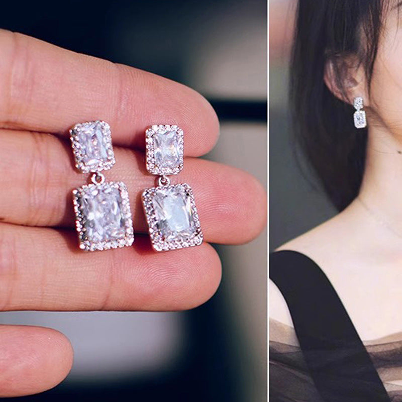 Elegant Earring for Every Occasion