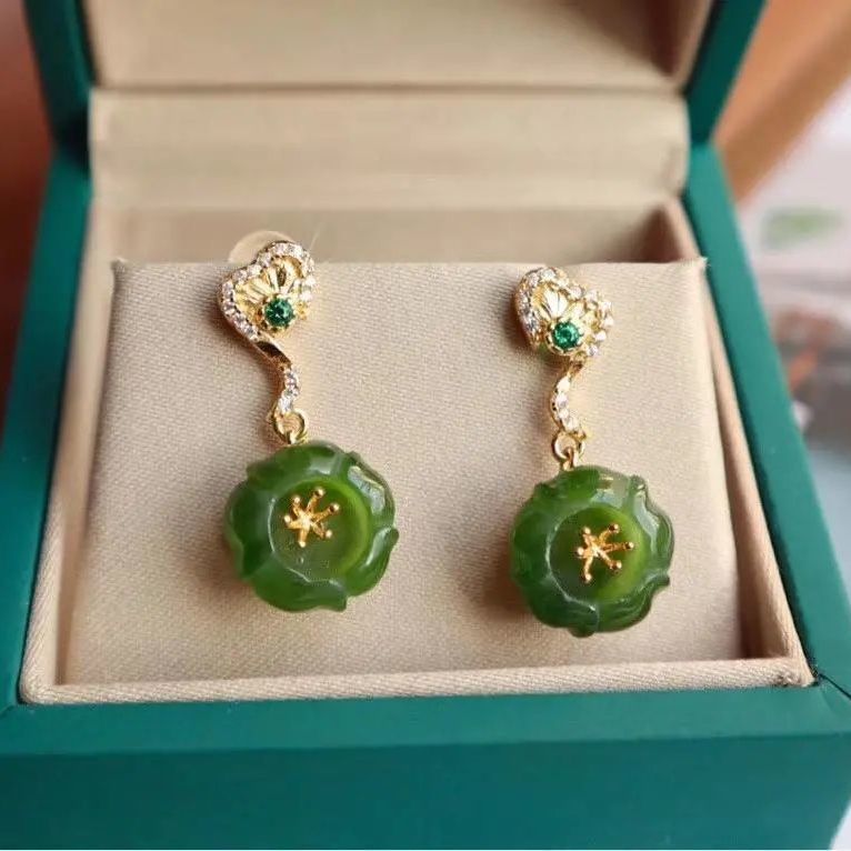 Beautiful Silver Earring with Unique Style