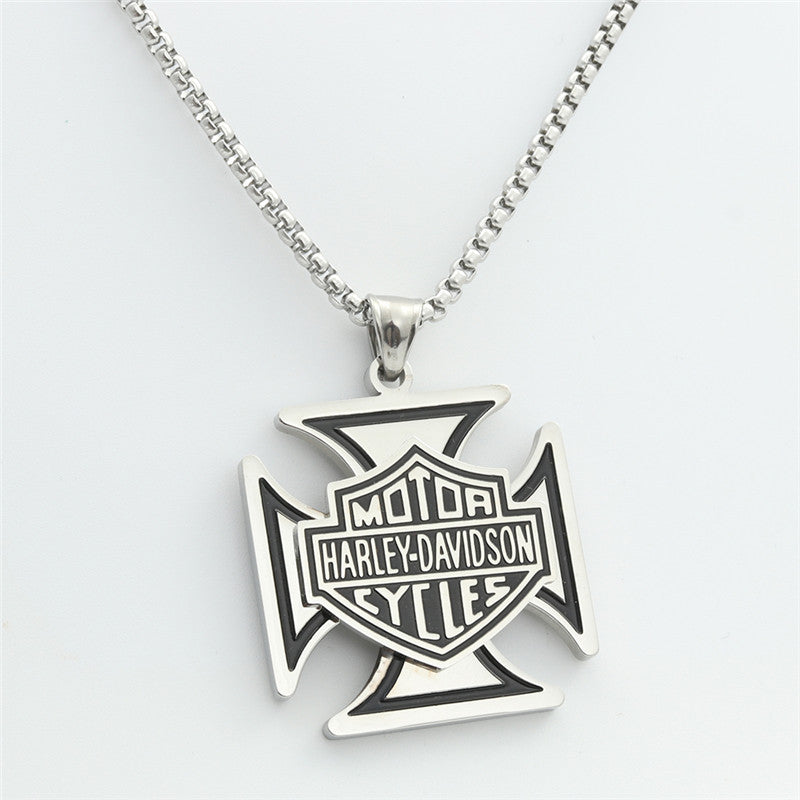 Elegant Pendant for Every Occasion