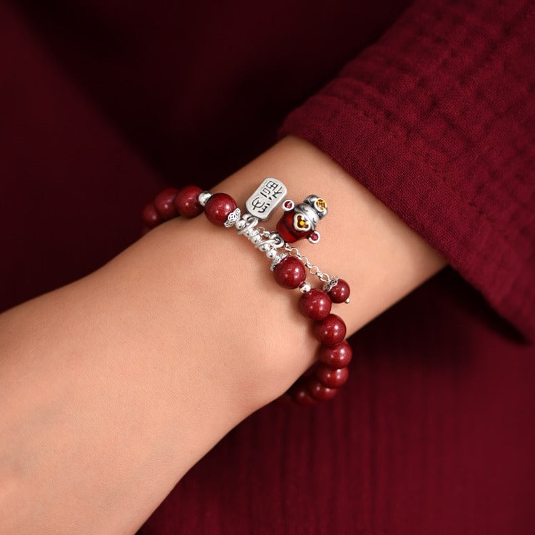 Classic Silver Bracelet with Timeless Appeal