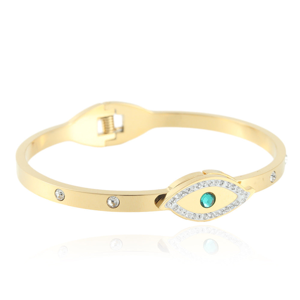 Charming Bracelet for Any Occasion