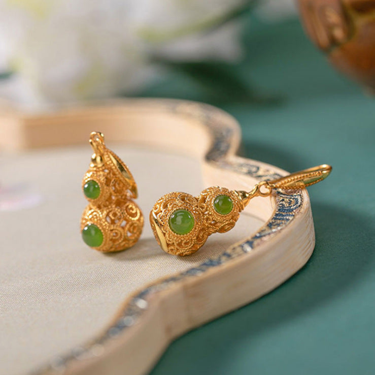 Elegant Gold Earring for Every Occasion