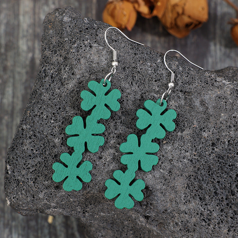 Charming Earring for Any Occasion
