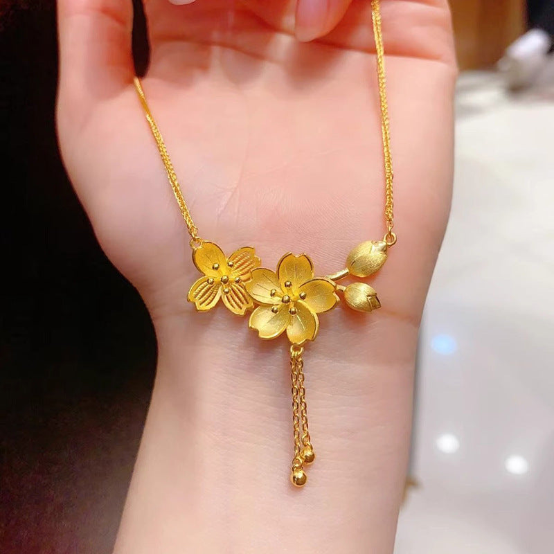 Elegant Gold Necklace for Every Occasion