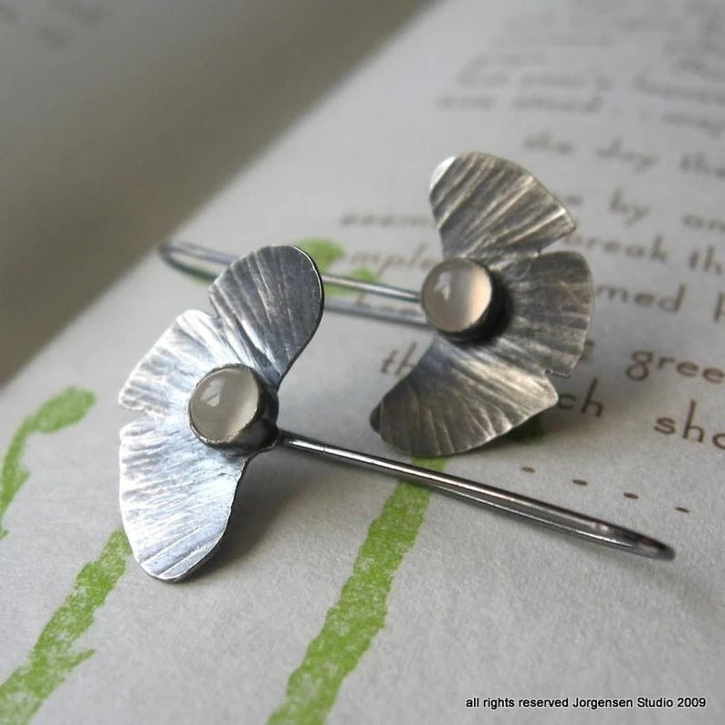Charming Earring for Any Occasion