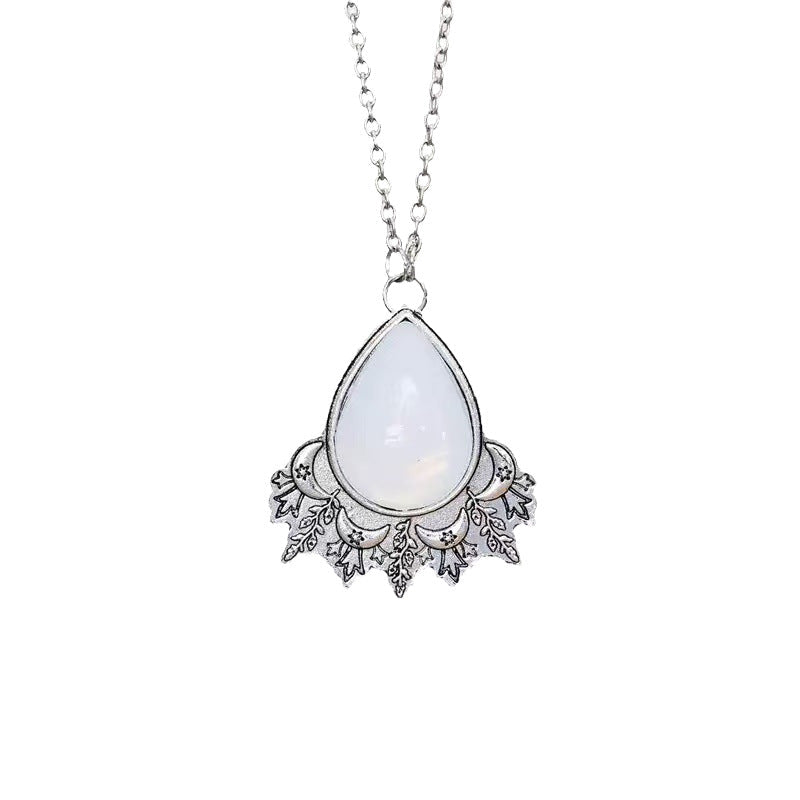 Classic Necklace with Timeless Appeal
