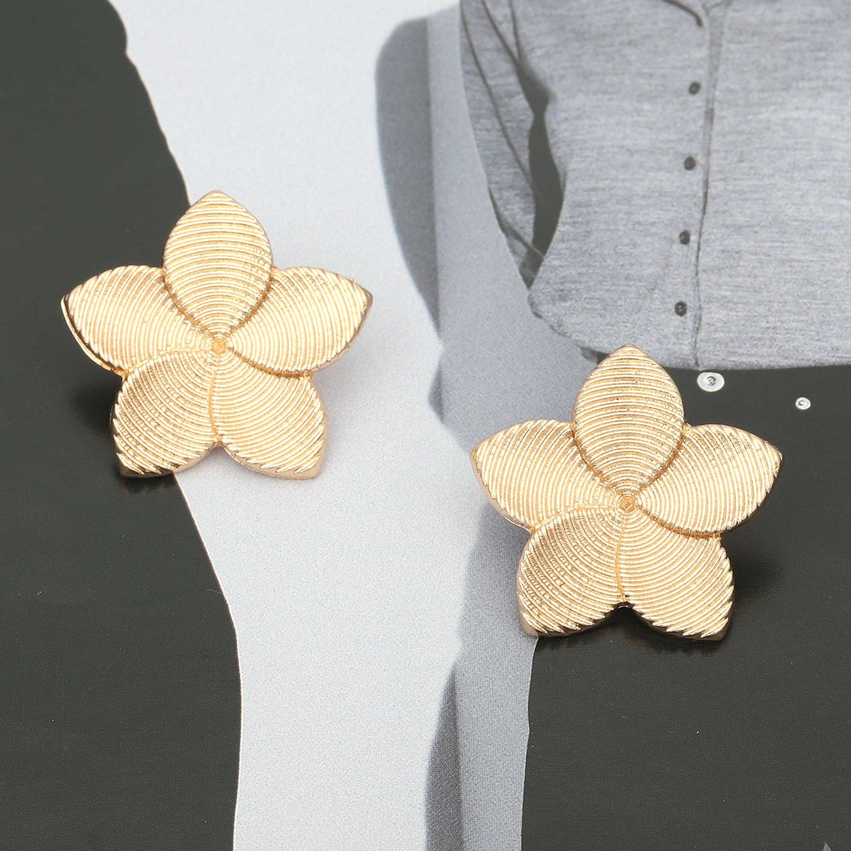 Classic Earring with Timeless Appeal