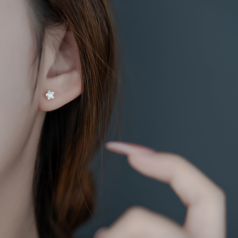 Romantic Earring for Special Moments