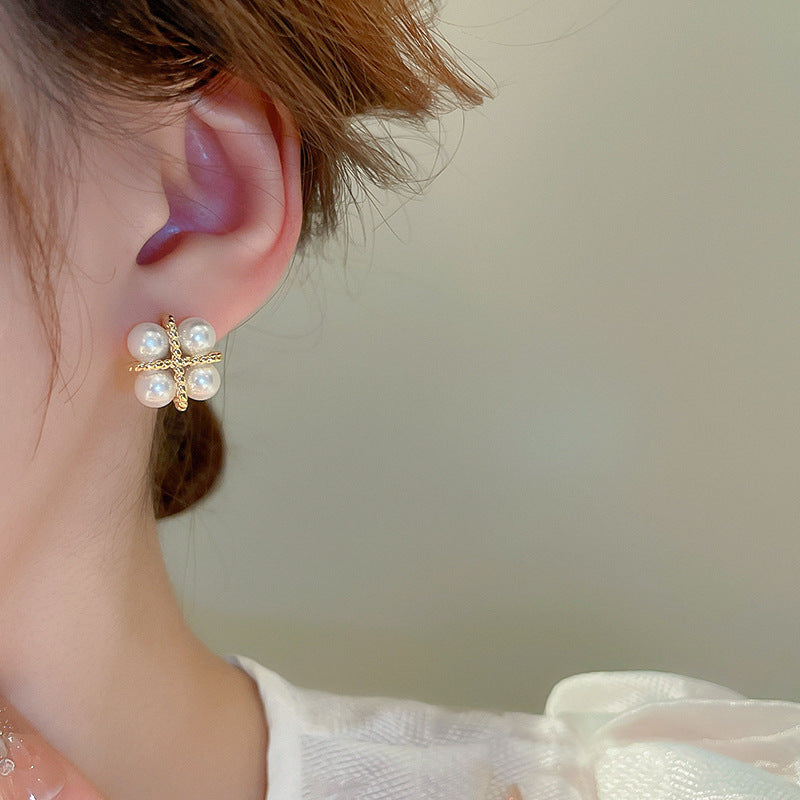 Charming Pearl Earring for Any Occasion