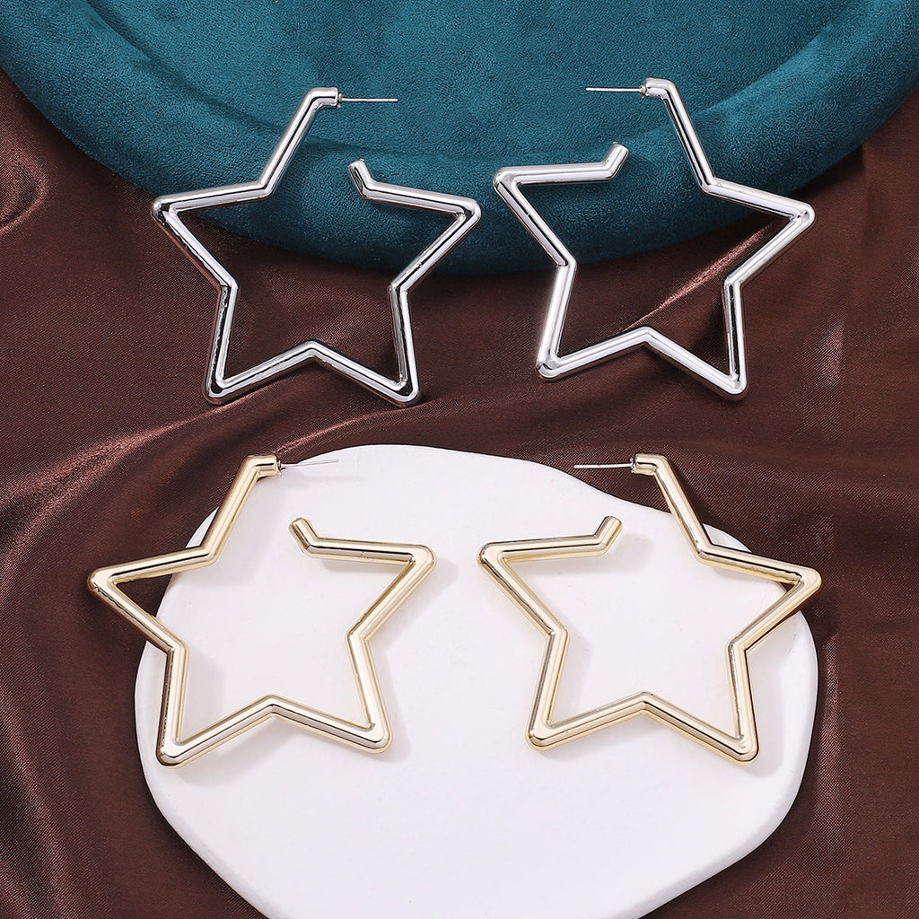 Elegant Gold Earring for Every Occasion