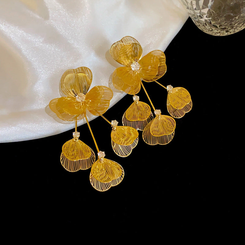 Charming Piece for Any Occasion