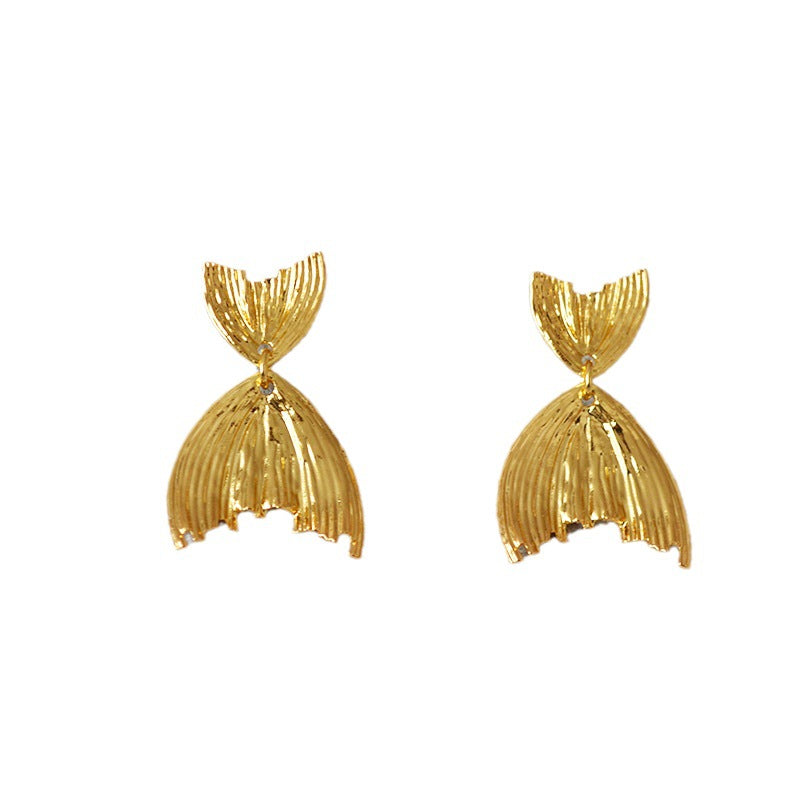 Vintage Handmade Gold Earring