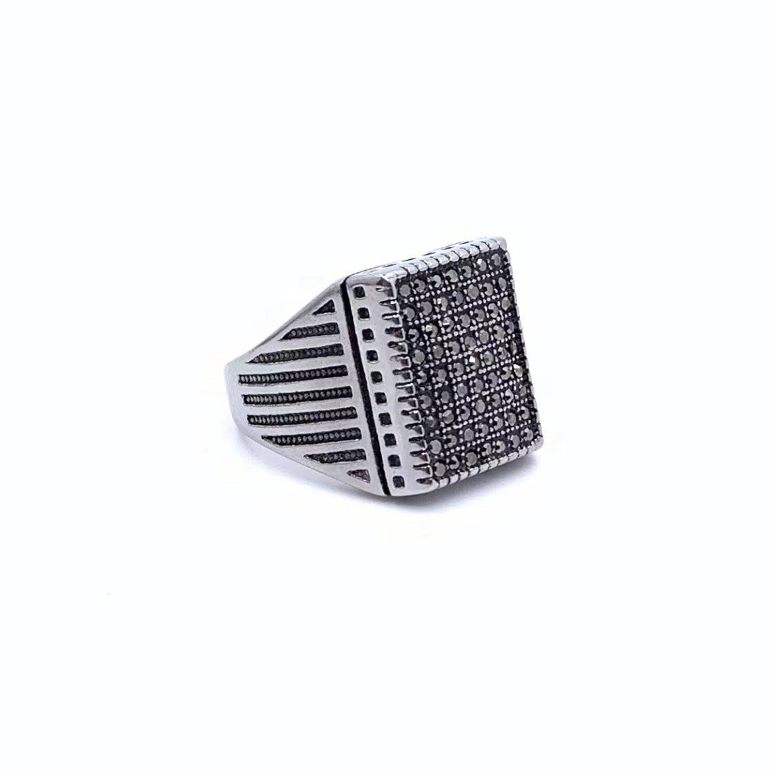 Classic Ring with Timeless Appeal
