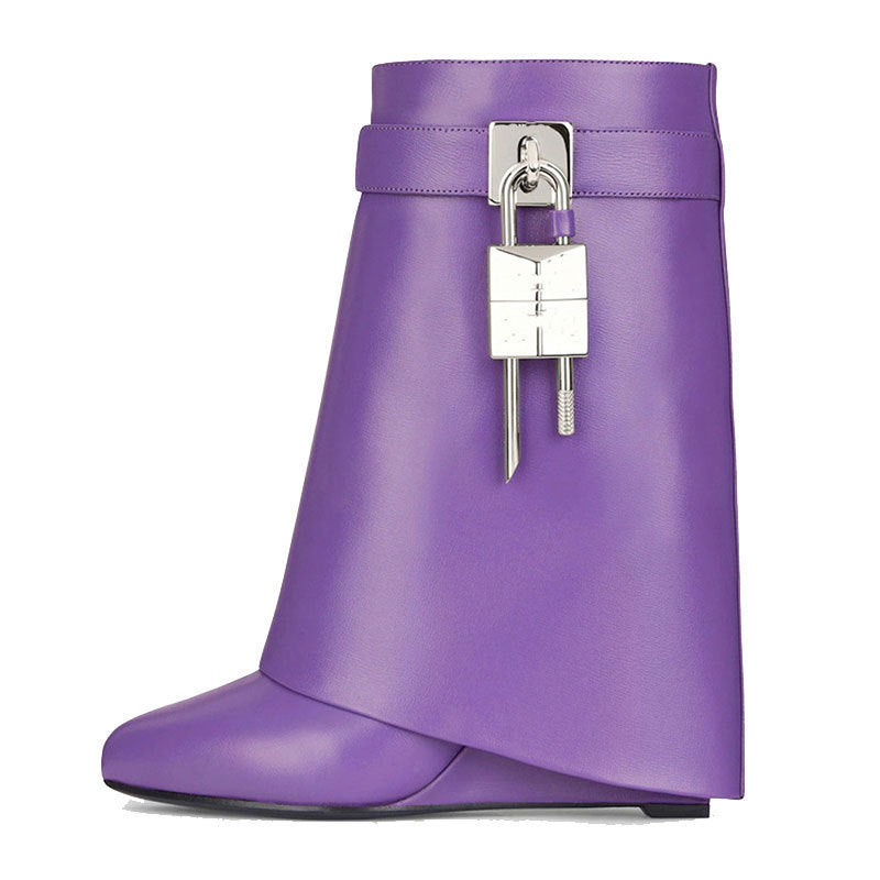Chic Orthopedic Boots with Unique Design