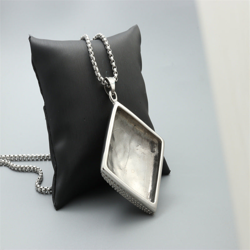 Stunning Necklace for Daily Wear