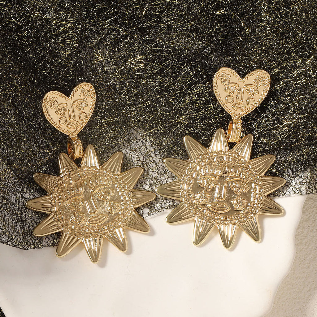 Classic Pendant with Timeless Appeal