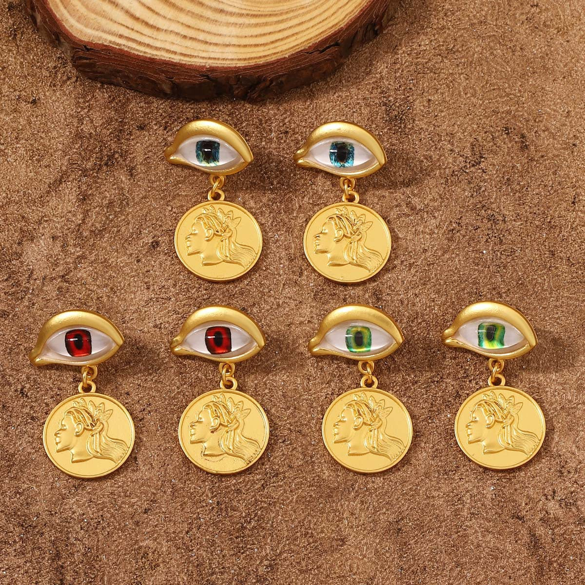 Charming Earring for Any Occasion