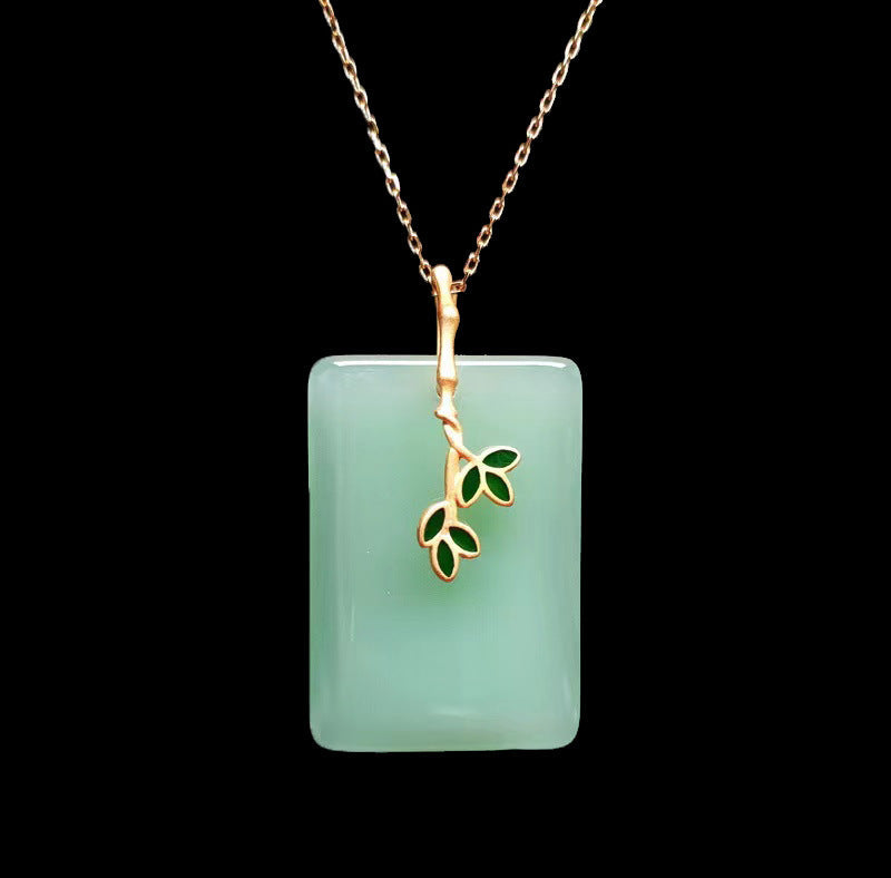 Classic Gold Necklace with Timeless Appeal