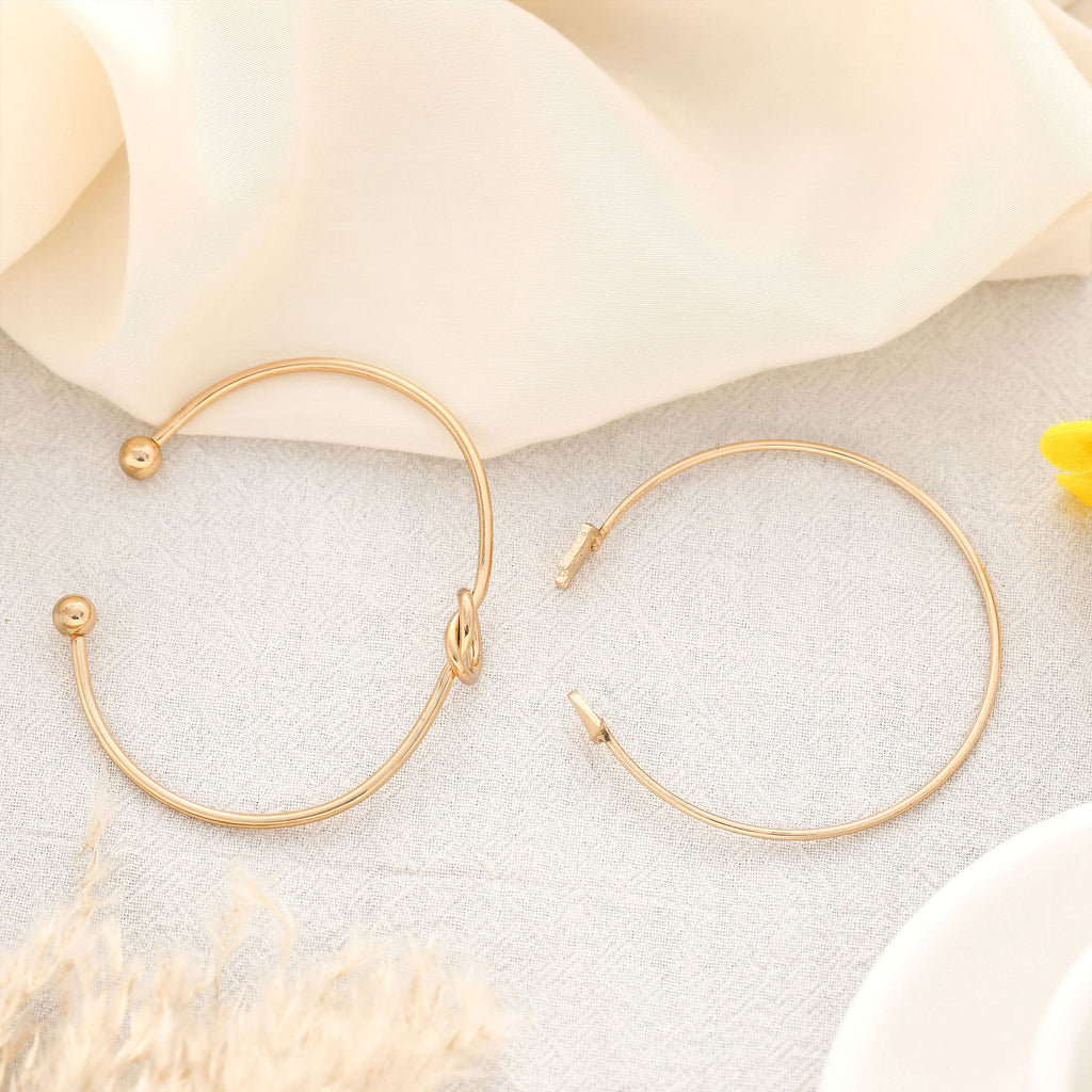 Classic Gold Bracelet with Timeless Appeal