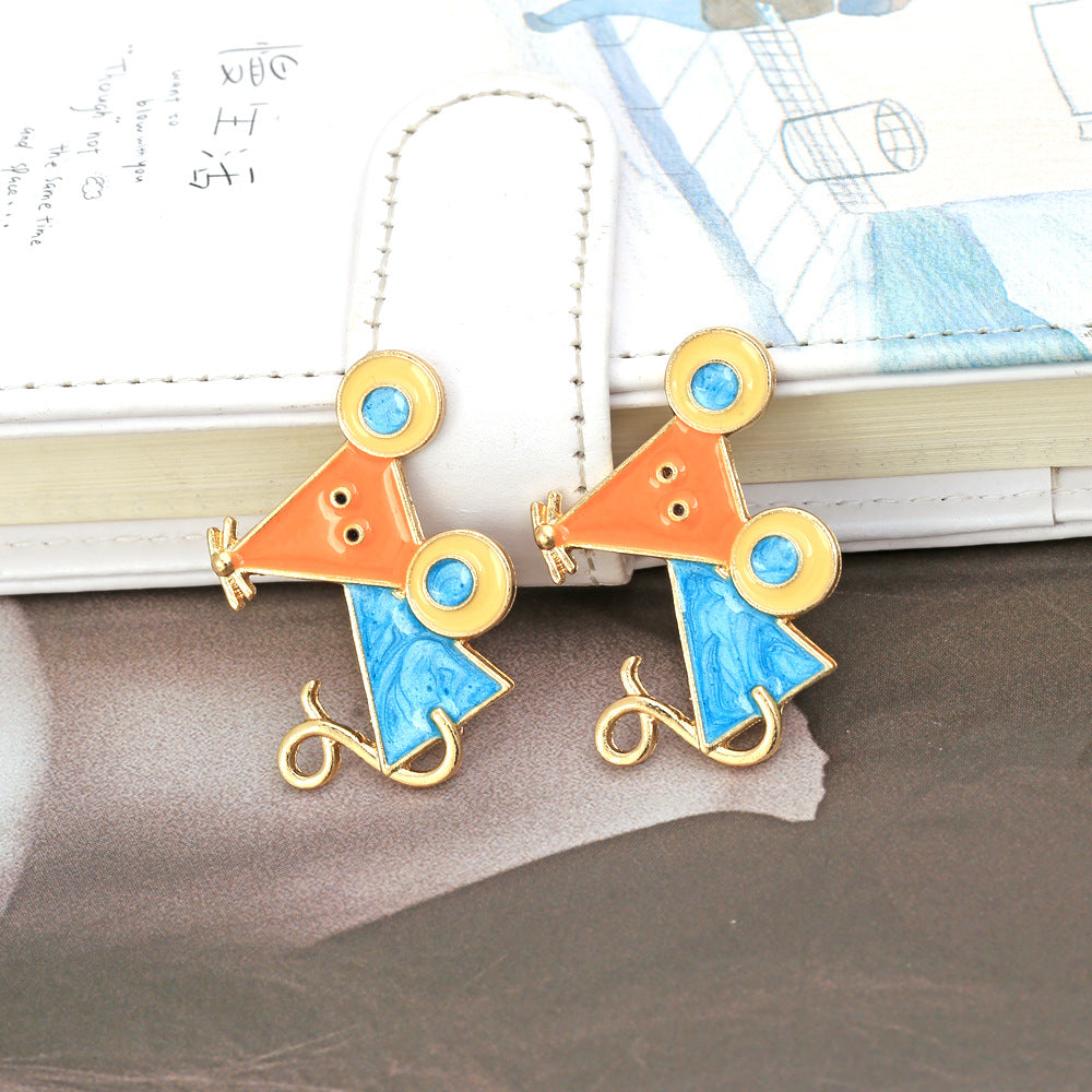Charming Earring for Any Occasion