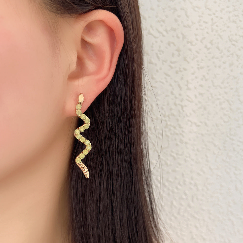 Romantic Earring for Special Moments