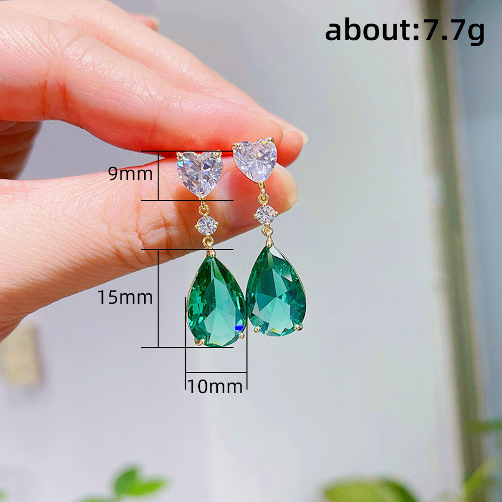 Charming Earring for Any Occasion