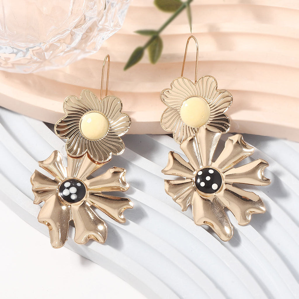 Stunning Earring for Daily Wear