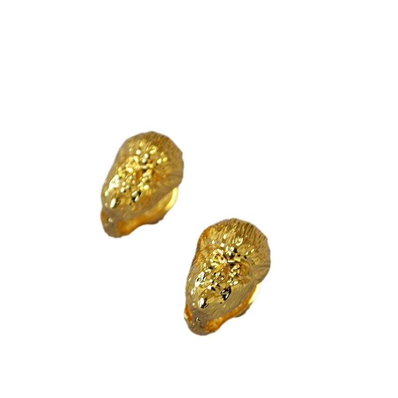 Classic Gold Earring with Timeless Appeal