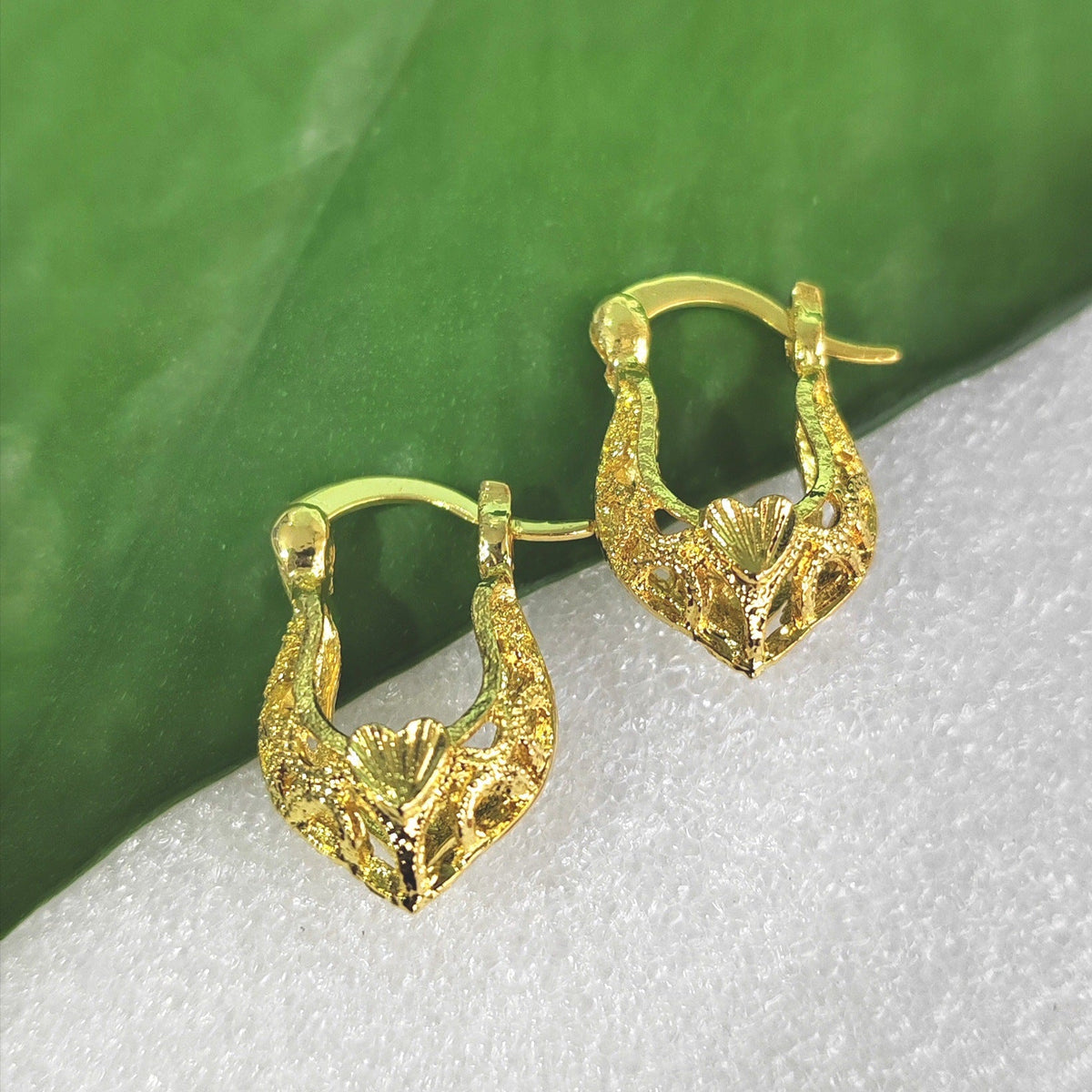 Stunning Earring for Daily Wear