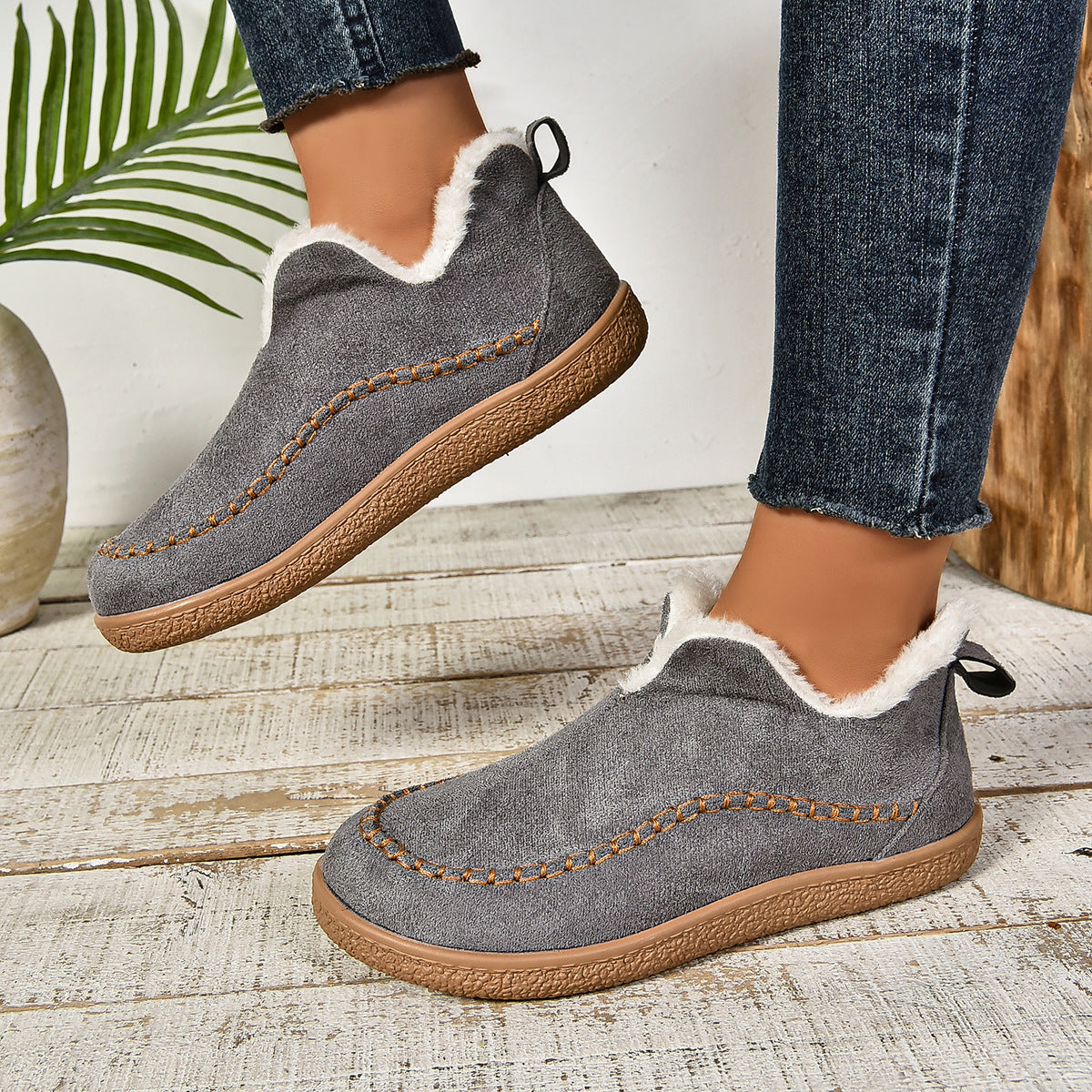 Graceful Orthopedic Shoes for Modern Look