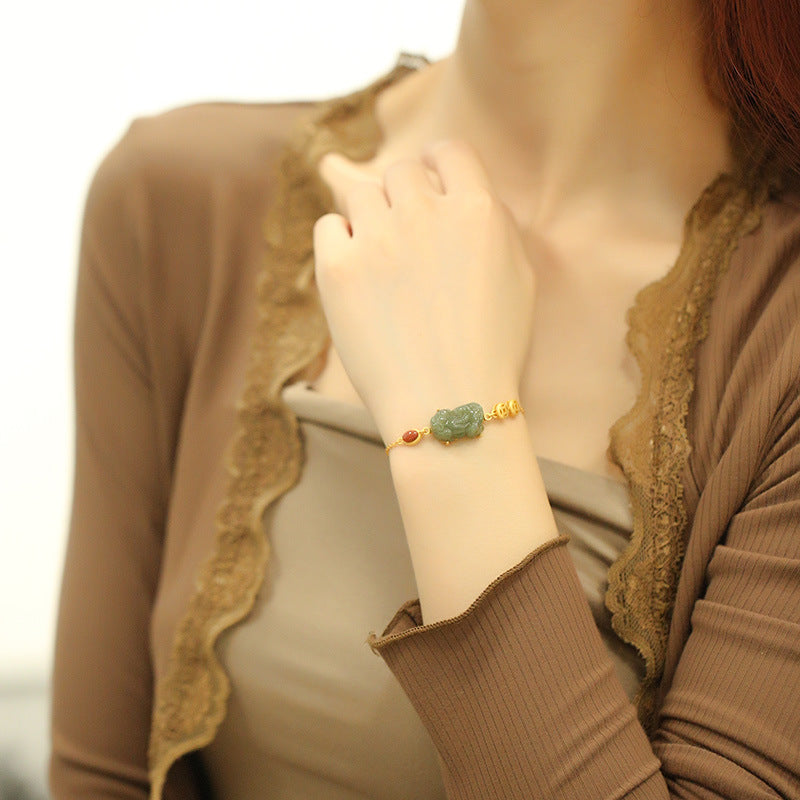 Stunning Silver Bracelet for Daily Wear