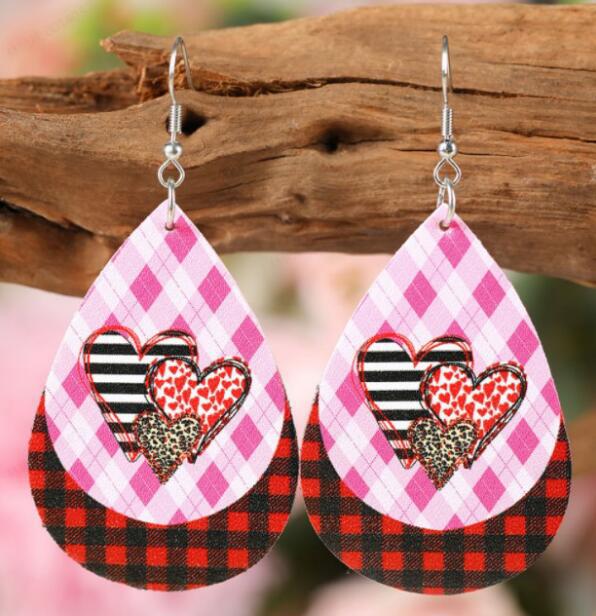 Charming Earring for Any Occasion