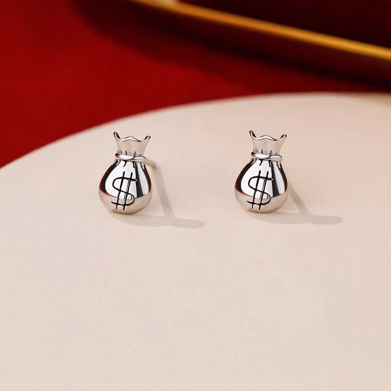 Elegant Earring for Every Occasion