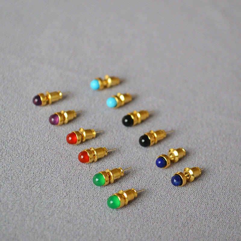 Classic Gold Earring with Timeless Appeal