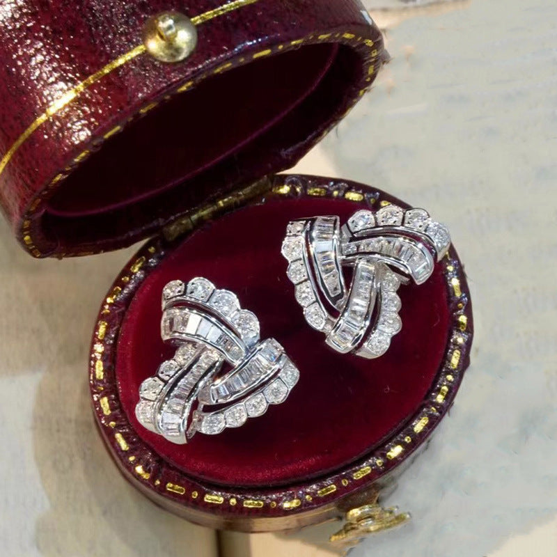 Romantic Earring for Special Moments